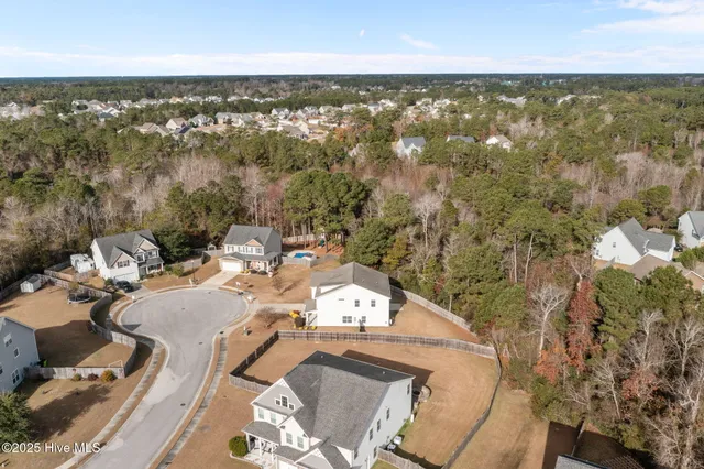 $495,000 | 402 Boathouse Court, Swansboro, NC 28584