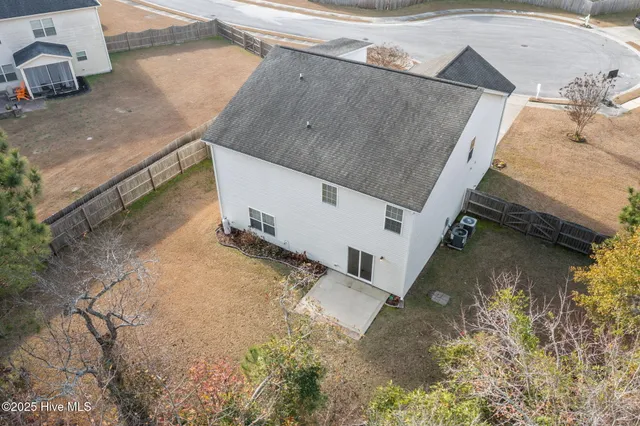 $495,000 | 402 Boathouse Court, Swansboro, NC 28584