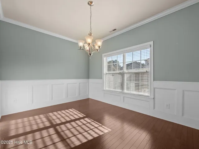 $495,000 | 402 Boathouse Court, Swansboro, NC 28584