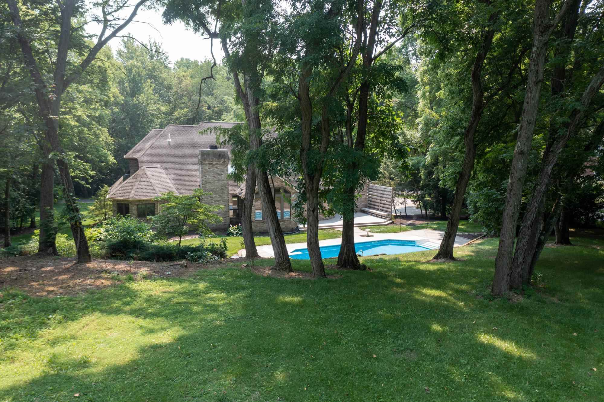 201 North Timber Ridge Court Muncie, IN 47304 - Photo 9 of 36