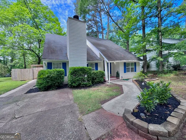 $239,900 | 285 Edgewater Drive, Macon, GA 31220