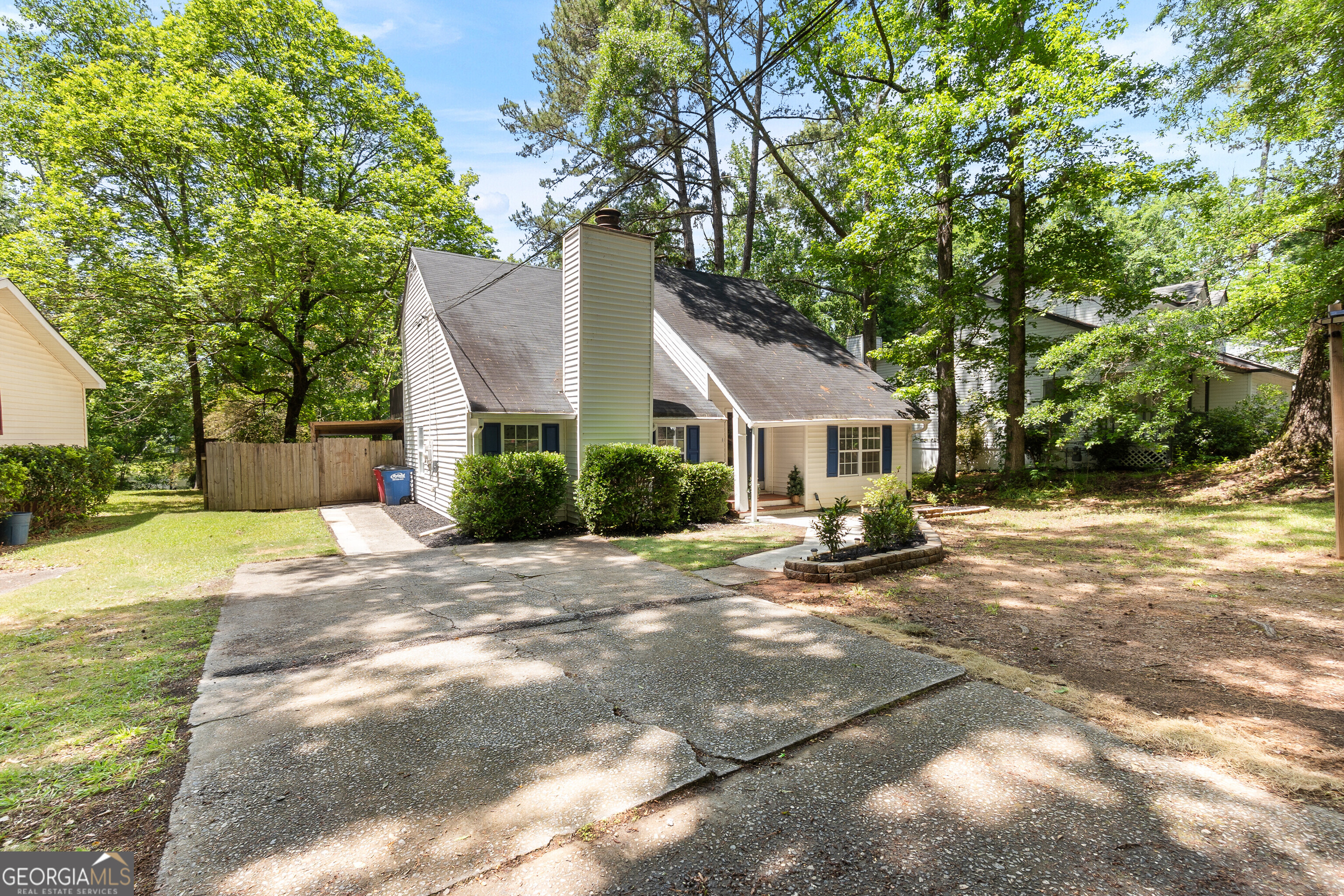 285 Edgewater Drive Macon, GA 31220 - Photo 2 of 66 a view of a house with backyard and sitting area
