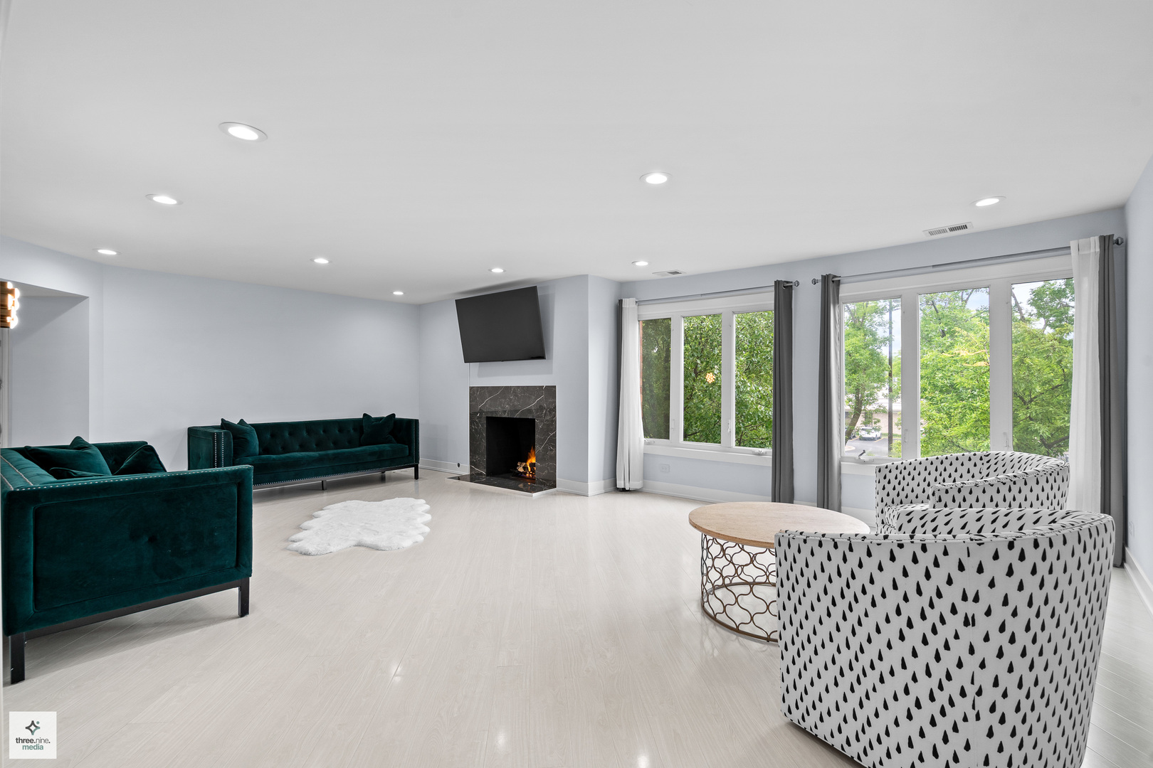 50 Lake Boulevard, Unit 632 Buffalo Grove, IL 60089 - Photo 4 of 26 a living room with furniture fireplace and window