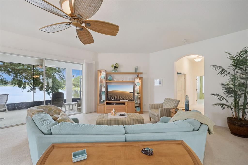 3719 Belle Rose Drive Leesburg, FL 34748 - Photo 10 of 36