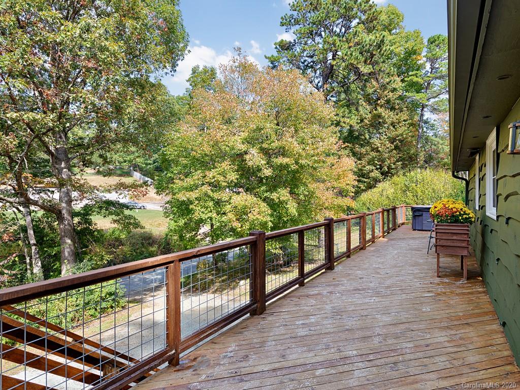 254 Whitaker Road Fairview, NC 28730 - Photo 21 of 23 Gallery Image 21
