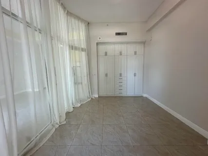 $2,650 | 234 Northeast 3rd Street, Unit UPH06, Miami, FL 33132