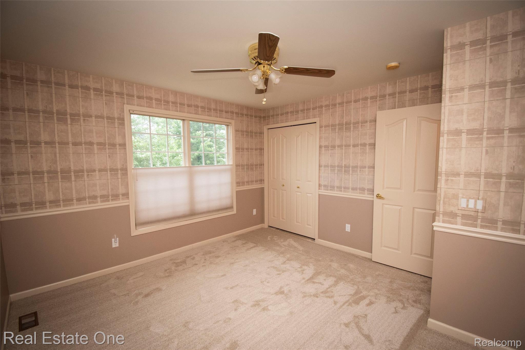 1906 Watson Circle Rochester, MI 48306 - Photo 24 of 37 CKR_1906Watson_6150.jpg