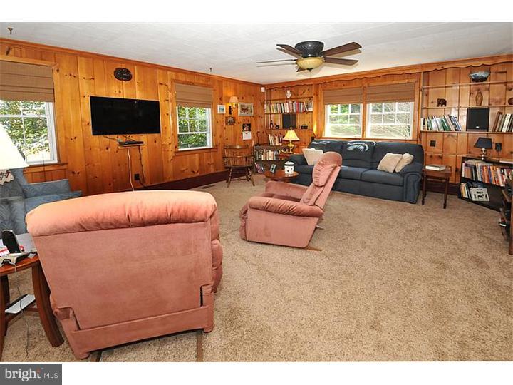 755 Baeder Road Jenkintown, PA 19046 - Photo 11 of 25 Family Room