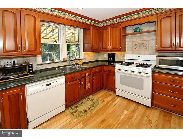 755 Baeder Road Jenkintown, PA 19046 - Photo 7 of 25 Kitchen