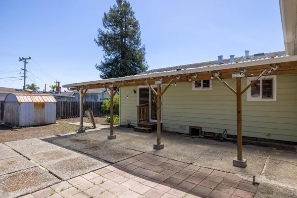 $699,000 | 25 Holm Road, Watsonville, CA 95076