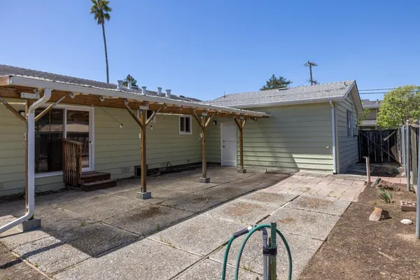 $699,000 | 25 Holm Road, Watsonville, CA 95076