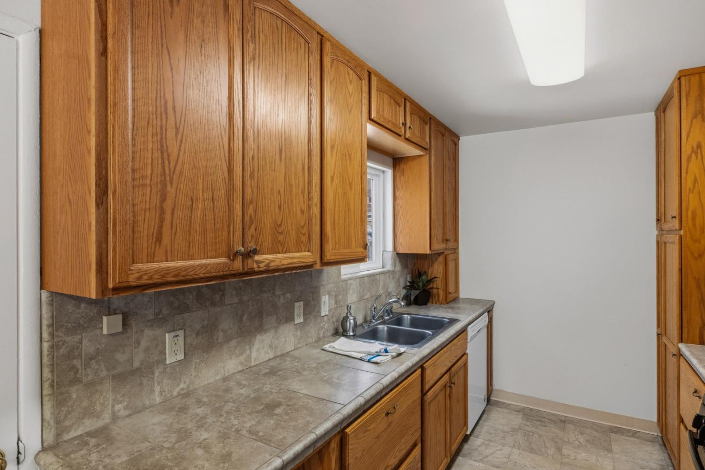 25 Holm Road Watsonville, CA 95076 - Photo 8 of 37