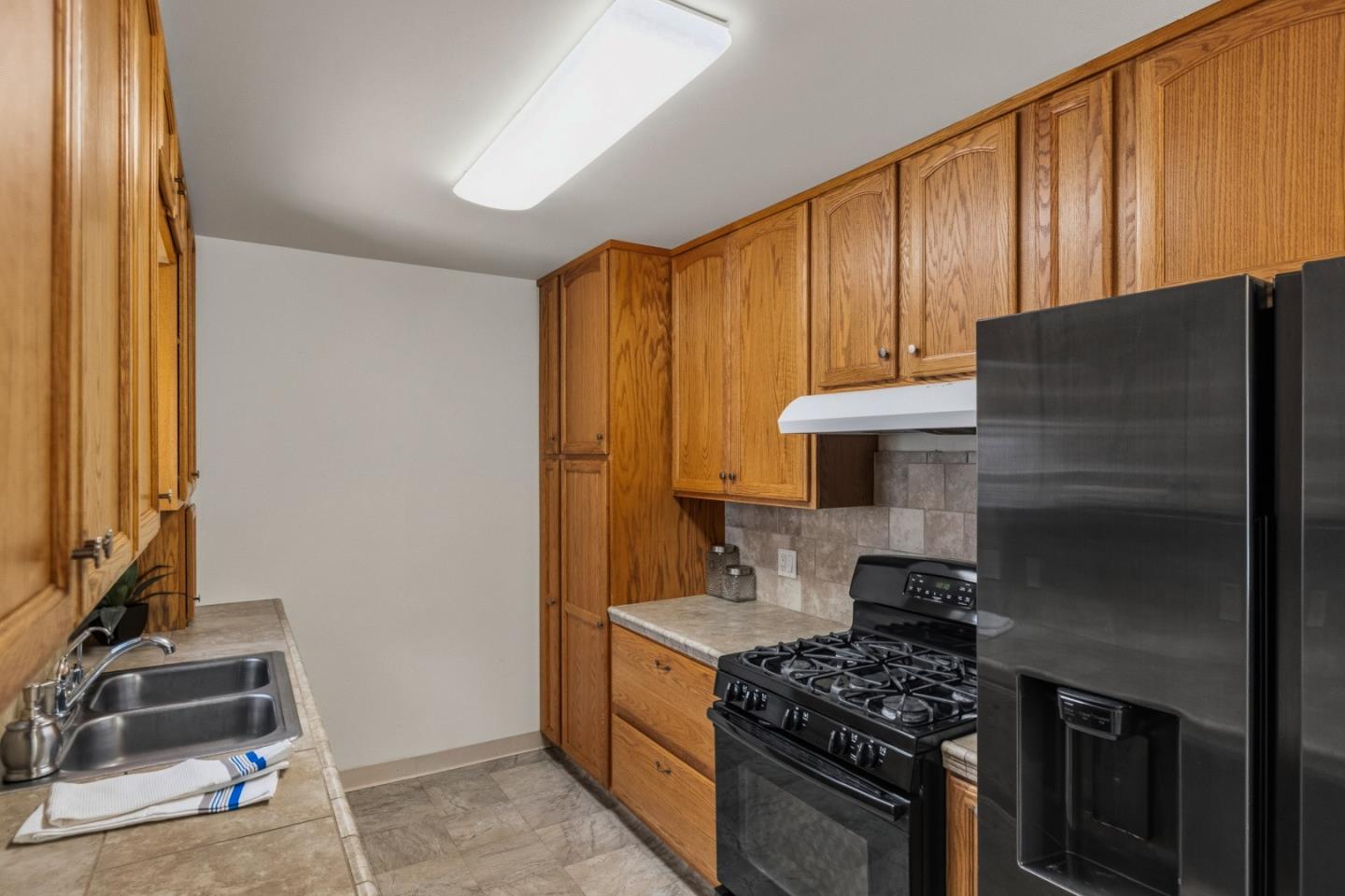 25 Holm Road Watsonville, CA 95076 - Photo 10 of 37