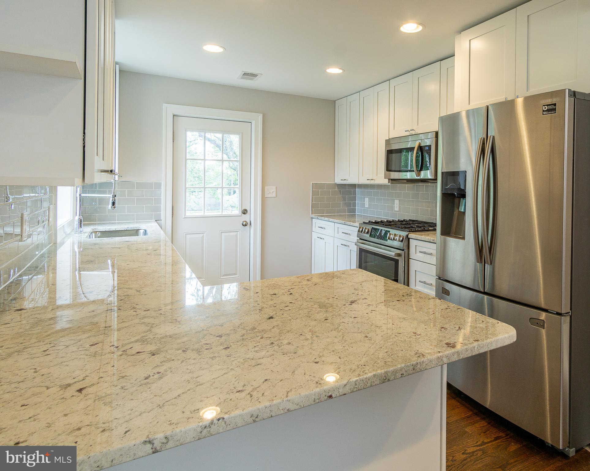 5803 Ravenswood Road Riverdale, MD 20737 - Photo 2 of 41