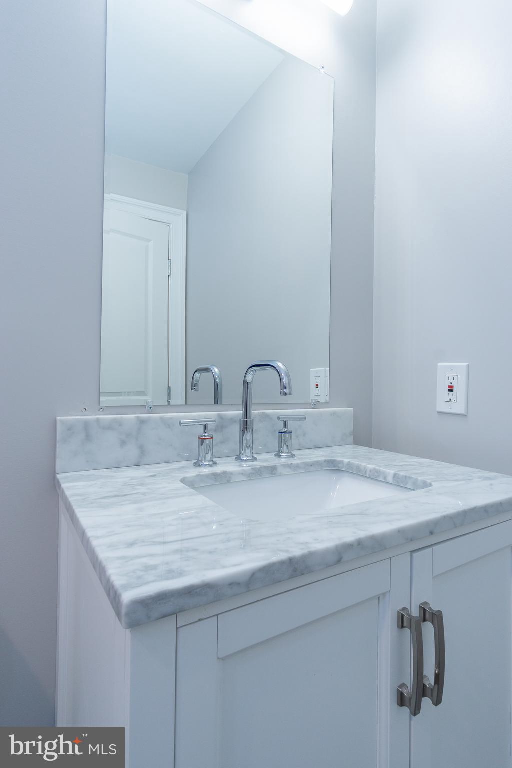 5803 Ravenswood Road Riverdale, MD 20737 - Photo 20 of 41