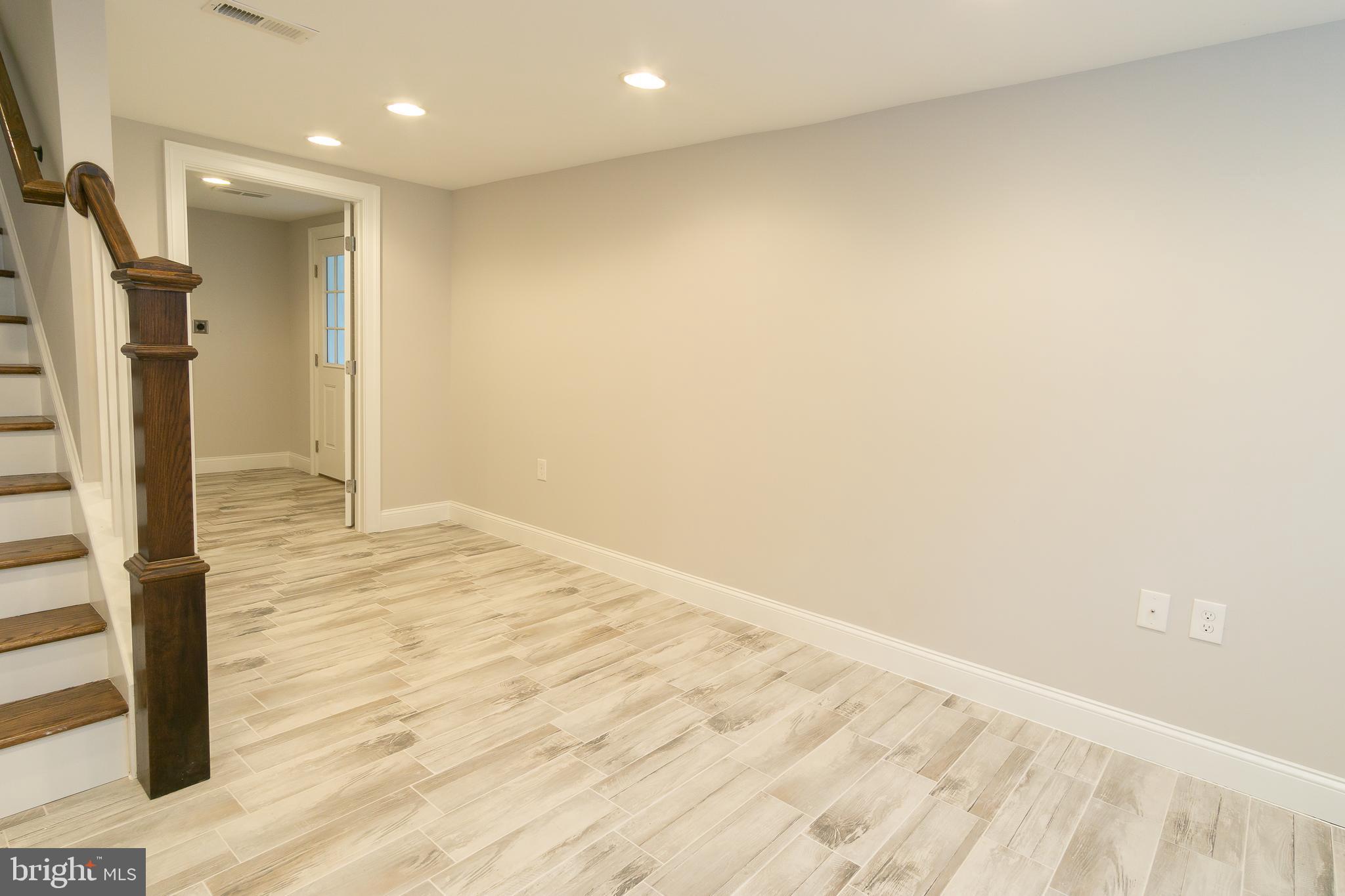 5803 Ravenswood Road Riverdale, MD 20737 - Photo 30 of 41