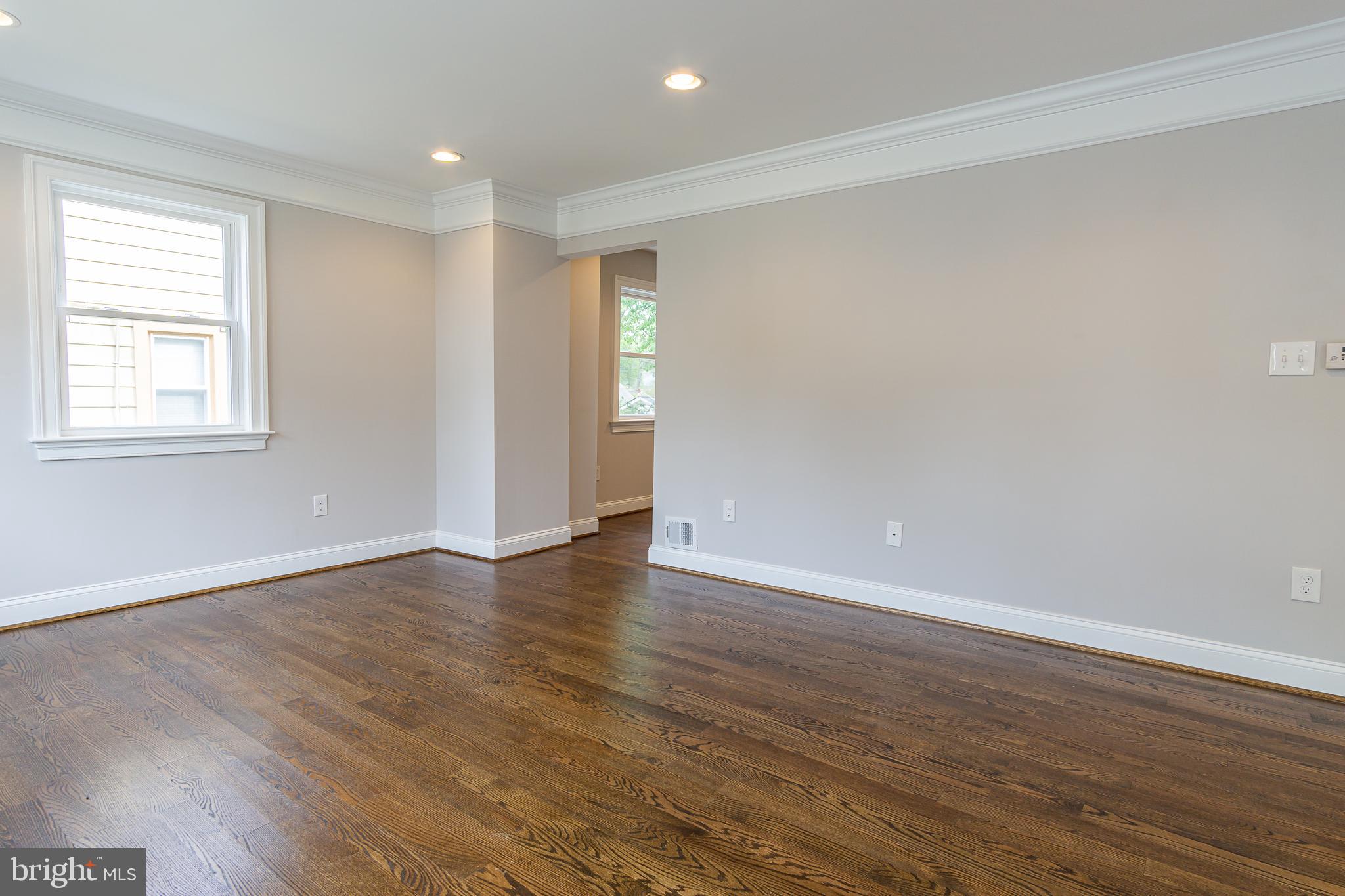 5803 Ravenswood Road Riverdale, MD 20737 - Photo 10 of 41