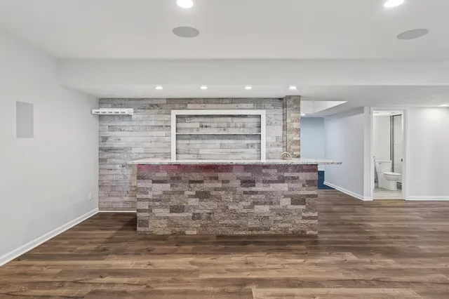 $825,000 | 18120 57th Avenue North, Plymouth, MN 55446