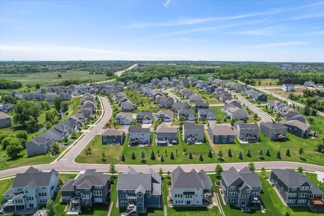 $825,000 | 18120 57th Avenue North, Plymouth, MN 55446