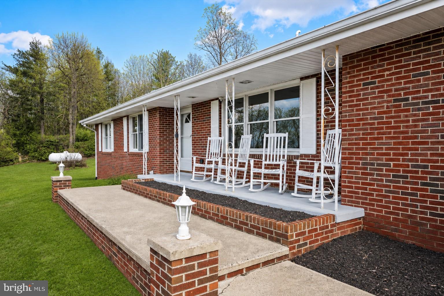 436 Castleton Road Castleton, VA 22716 - Photo 1 of 48