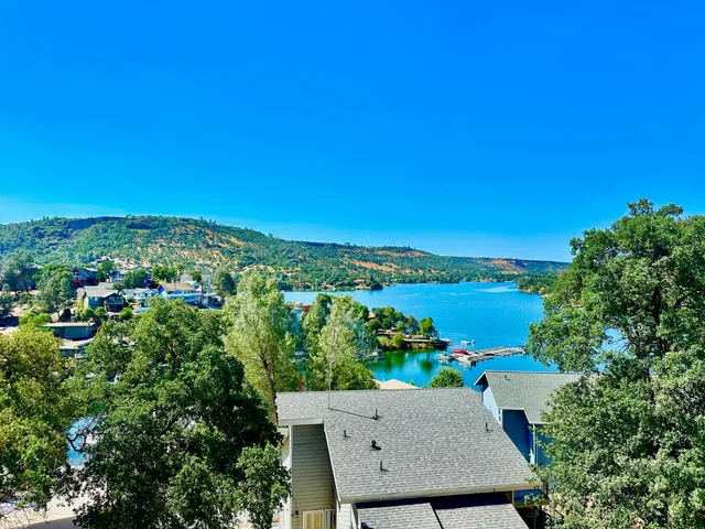 $375,000 | 454 Hilltop Estates Drive, Copperopolis, CA 95228