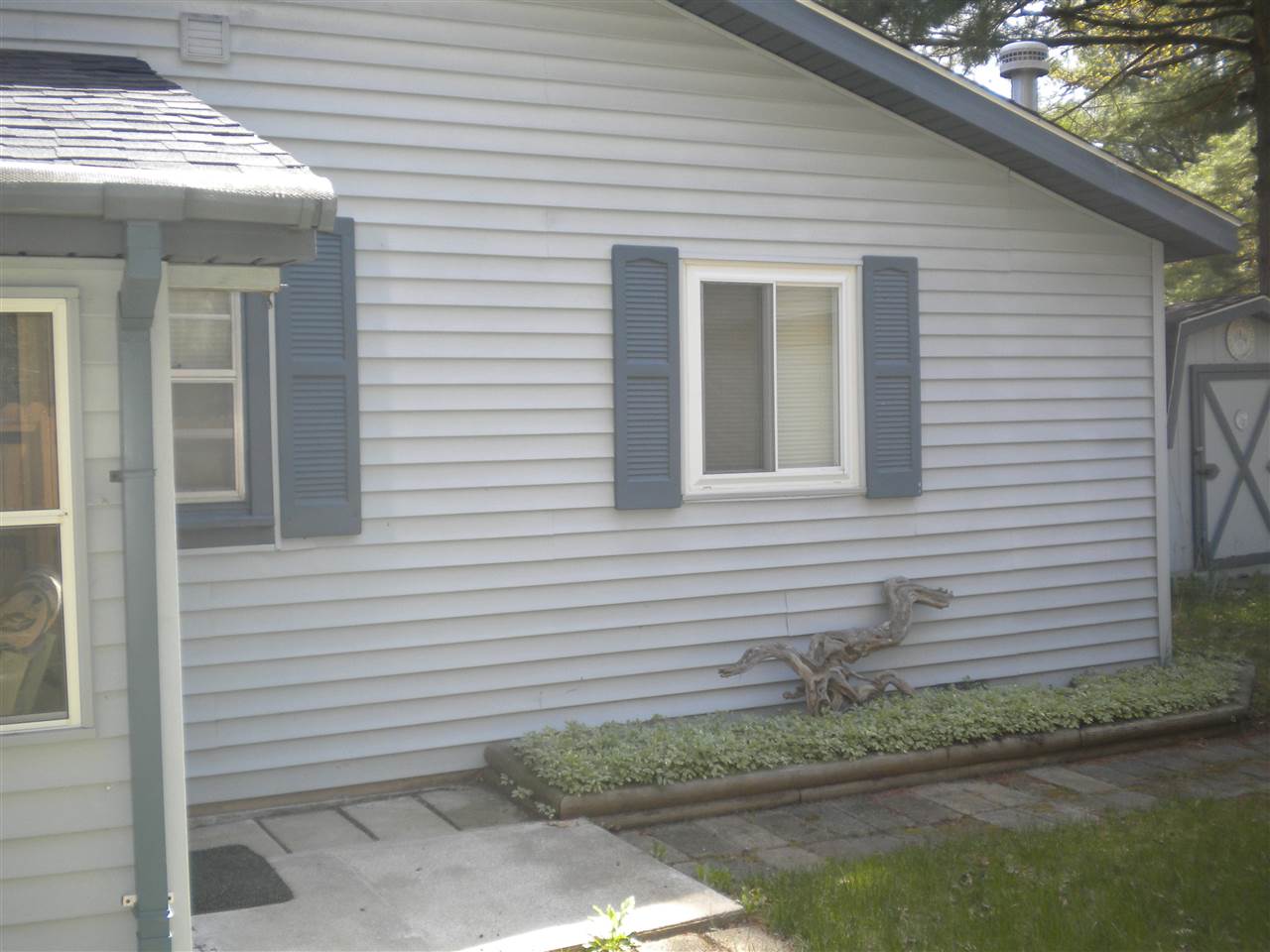4672 Patricia Ann Road Alger, MI 48610 - Photo 24 of 28 1846800-25.JPG