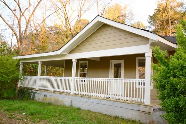 $1,995 | 1637 Columbia Drive, Decatur, GA 30032