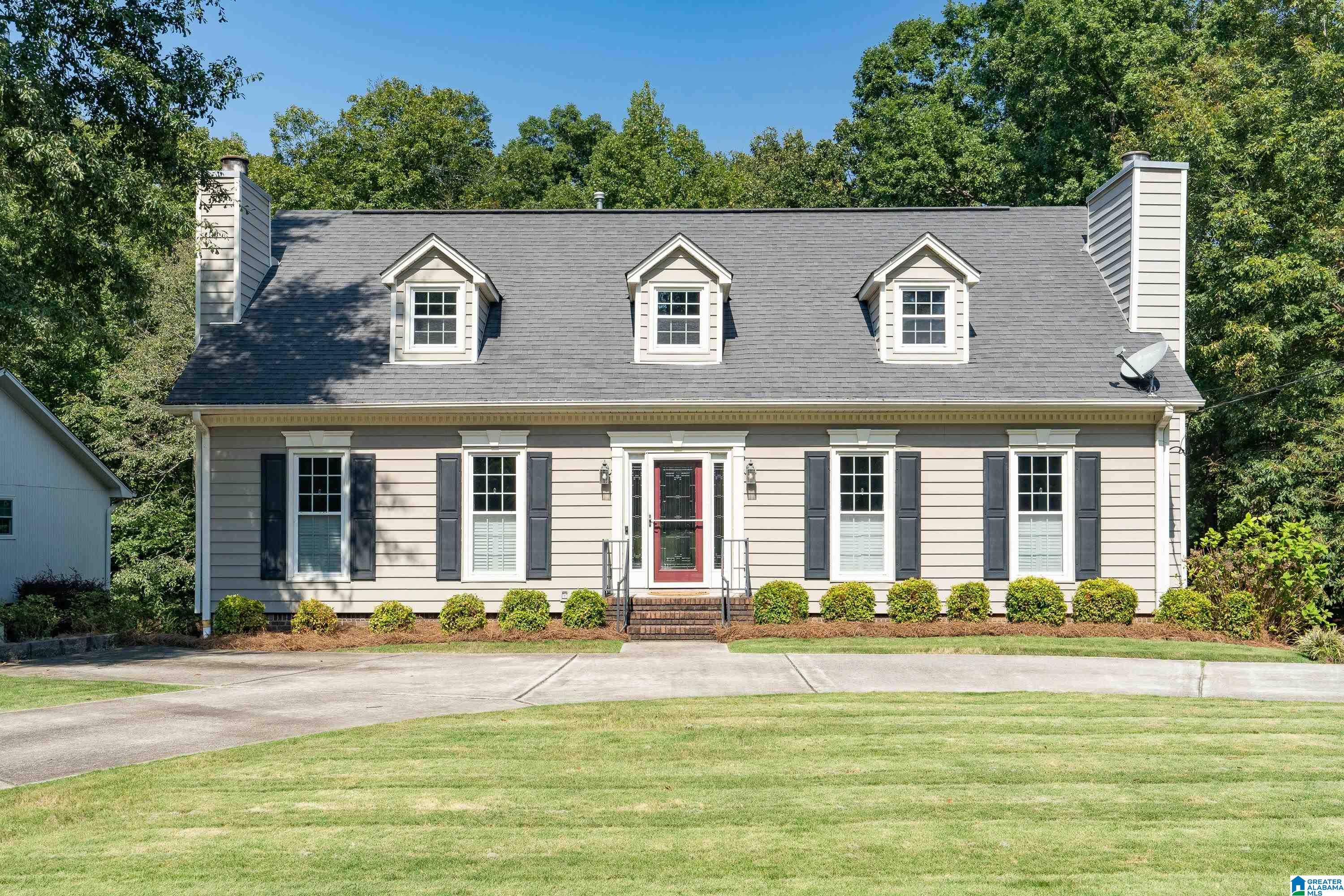 2708 Royal Lane Pelham, AL 35124 - Photo 2 of 41
