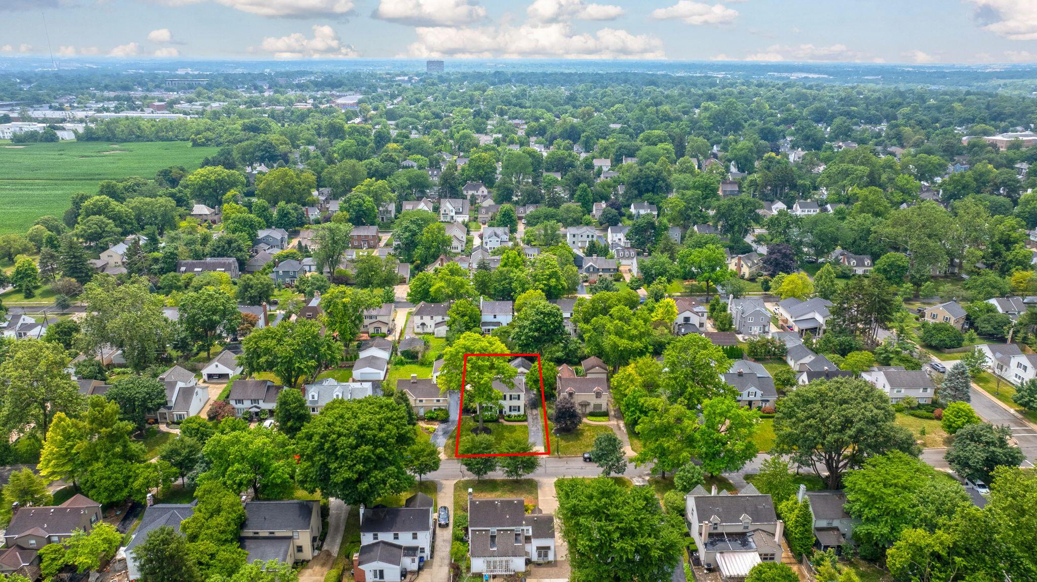 1511 Berkshire Road Columbus, OH 43221 - Photo 33 of 38 Aerial View
