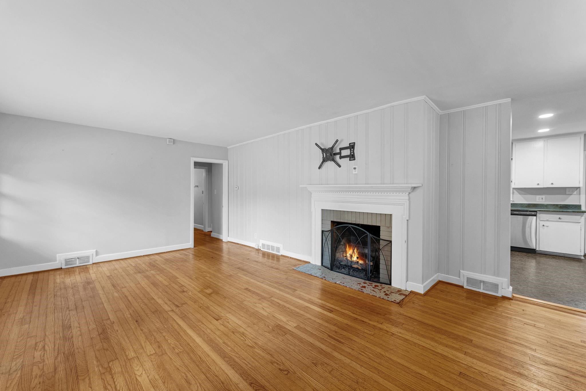 1908 White Oak Road Raleigh, NC 27608 - Photo 3 of 25 Photo 3
