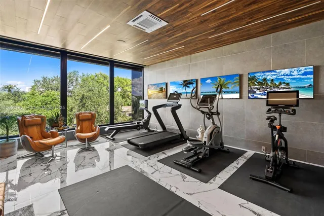 $39,995,000 | 733 Middle River Drive, Fort Lauderdale, FL 33304