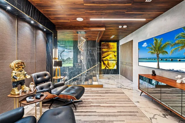 $39,995,000 | 733 Middle River Drive, Fort Lauderdale, FL 33304