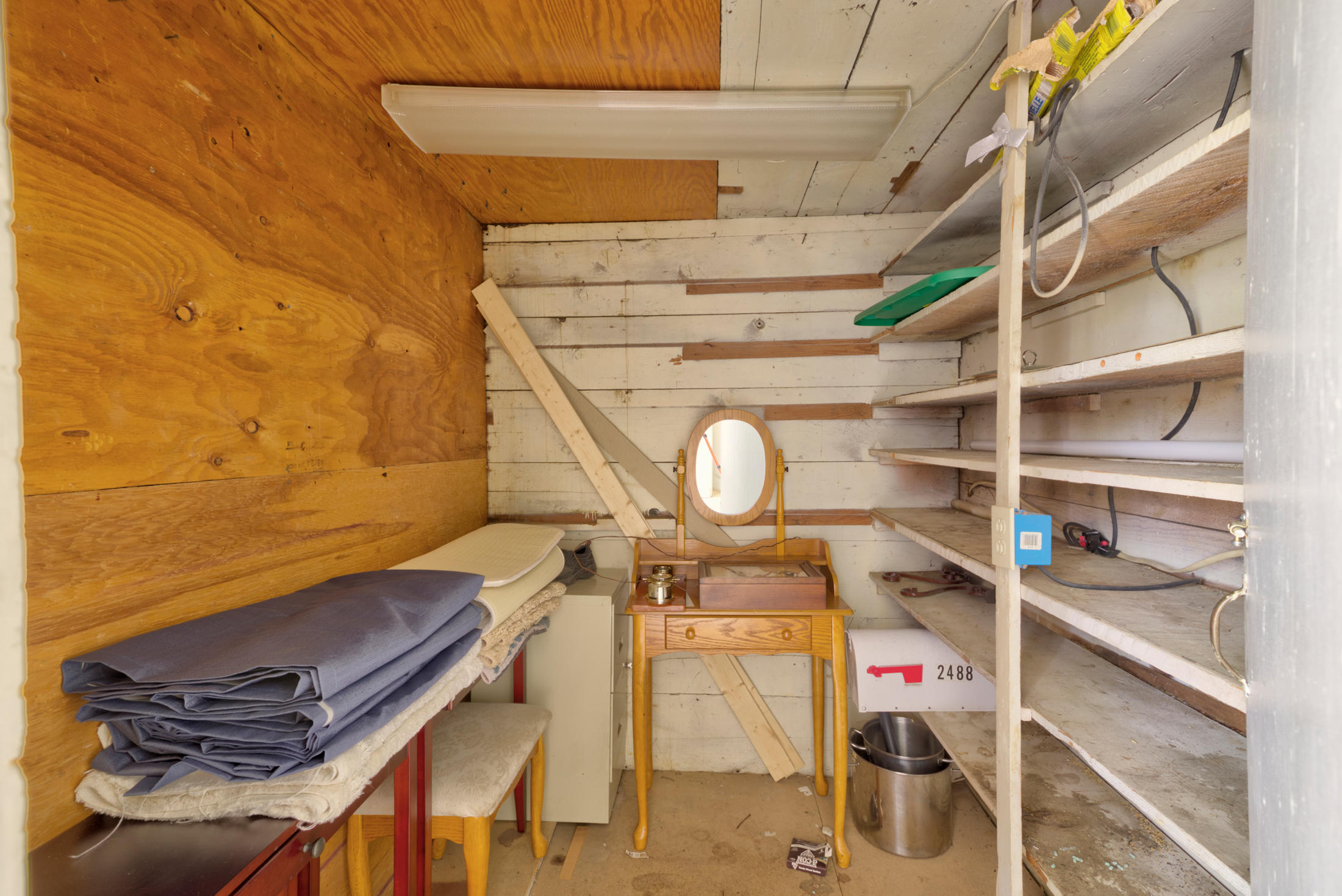 2488 Leonard Road Grants Pass, OR 97527 - Photo 32 of 37 Private Storage off of Laundry Room