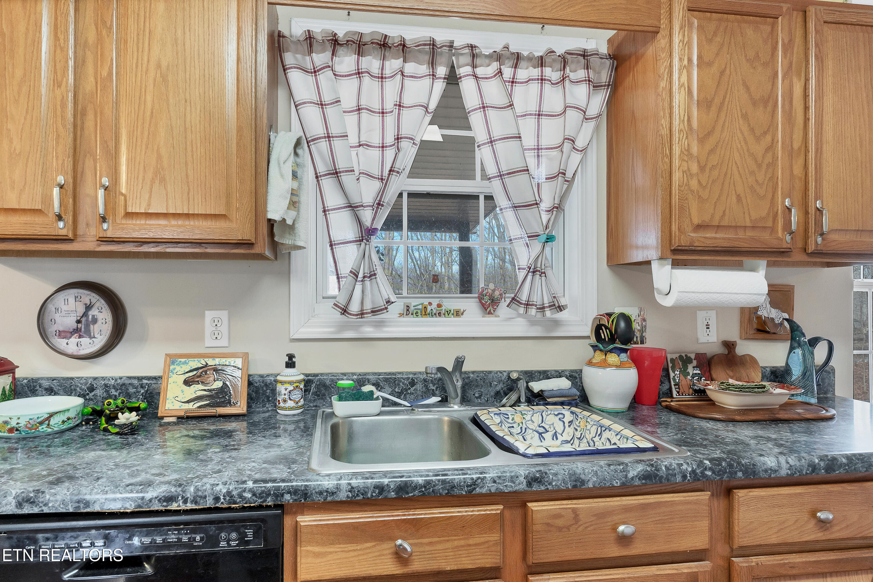 5111 Morganton Road Greenback, TN 37742 - Photo 12 of 27 DSC05733