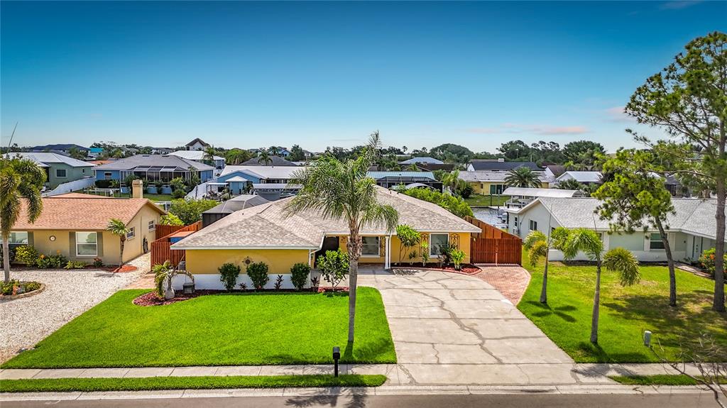 6517 Solitaire Palm Way Apollo Beach, FL 33572 - Photo 3 of 58