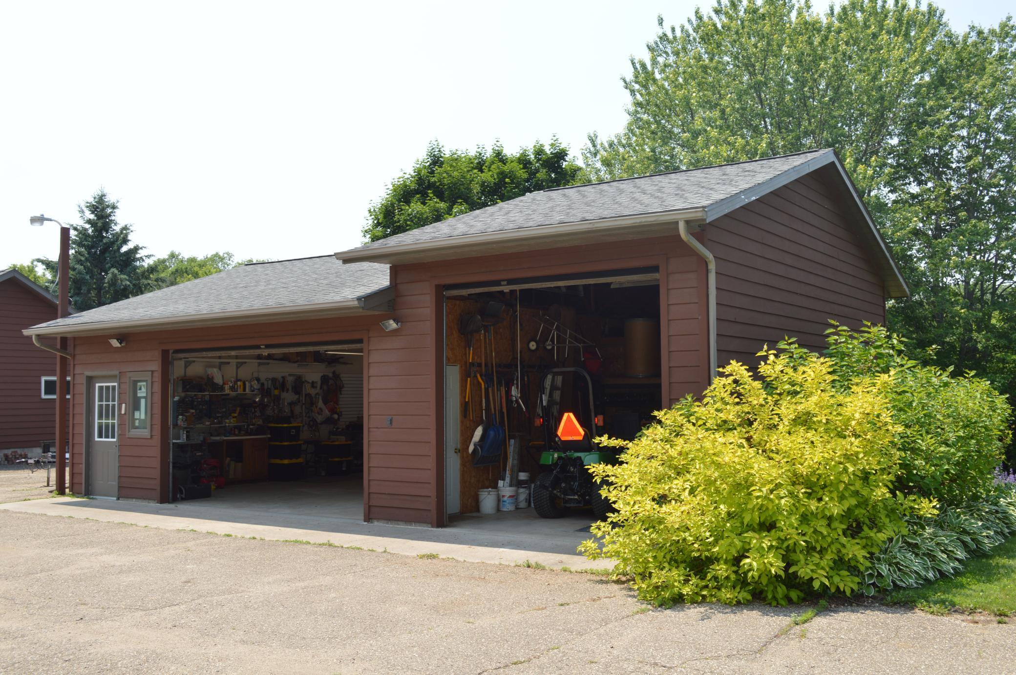 1180 60th Street Southwest Rochester, MN 55902 - Photo 19 of 58