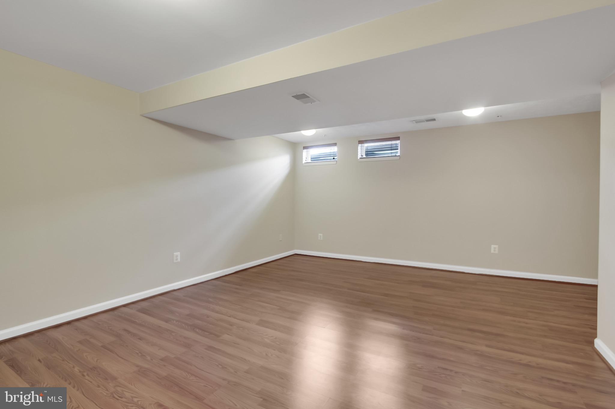 5014 Finsbury Road Baltimore, MD 21237 - Photo 22 of 26 Gallery Image 22