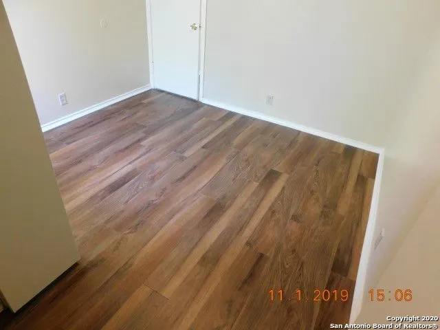 $875 | 5212 Meadow Field, Unit 4, San Antonio, TX 78250