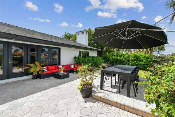 $1,999,000 | 221 Howard Drive, Belleair Beach, FL 33786