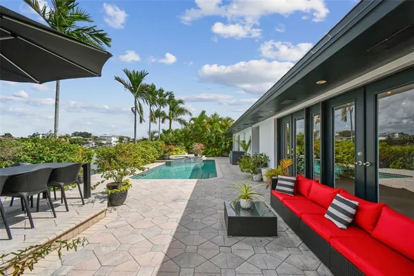 $1,999,000 | 221 Howard Drive, Belleair Beach, FL 33786