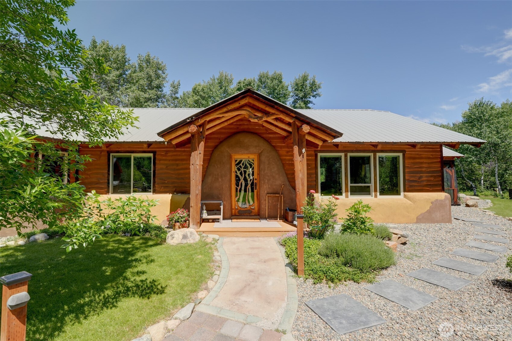 19 Wright Road Winthrop, WA 98862 - Photo 3 of 36 Gallery Image 3