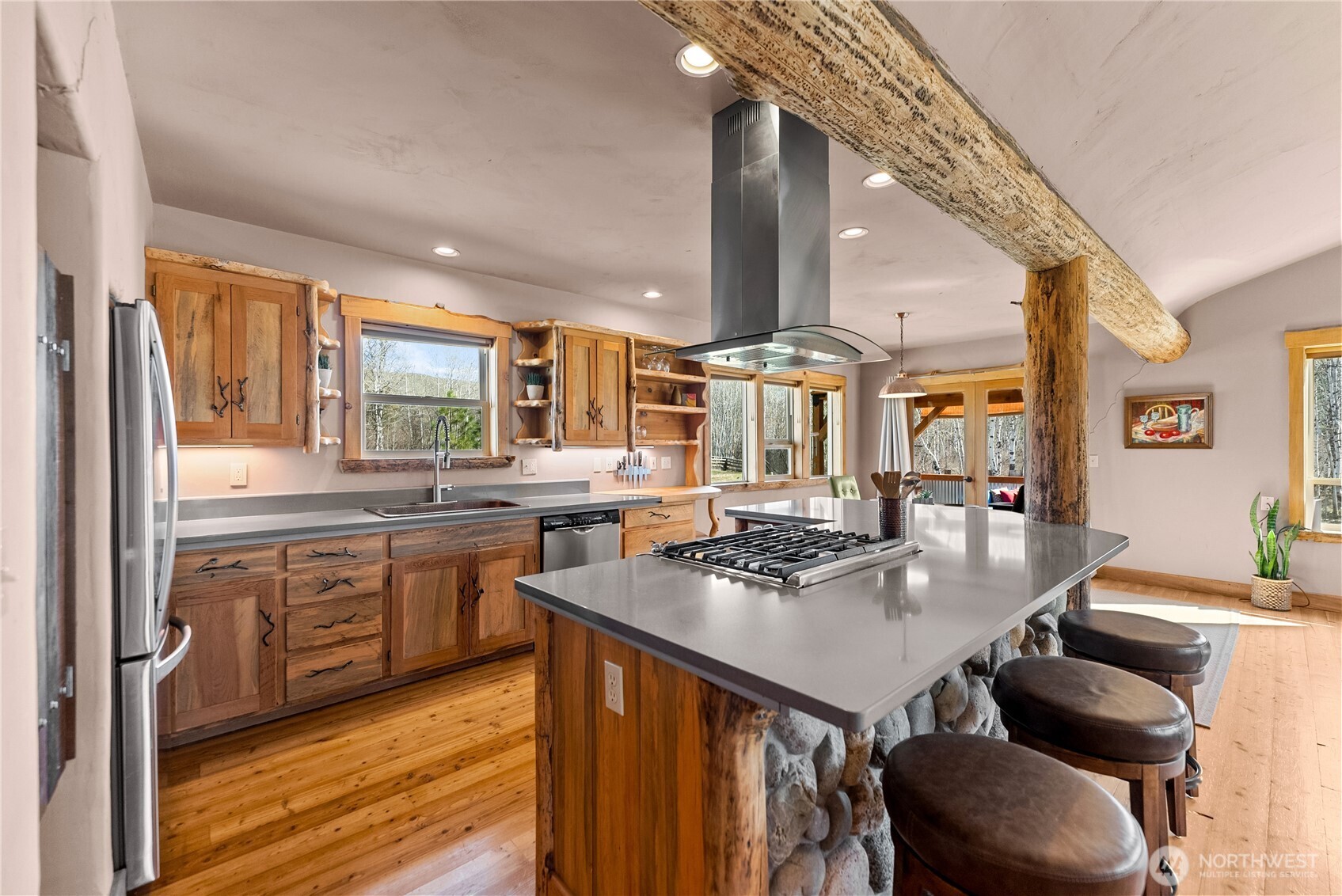19 Wright Road Winthrop, WA 98862 - Photo 5 of 36 Gallery Image 5