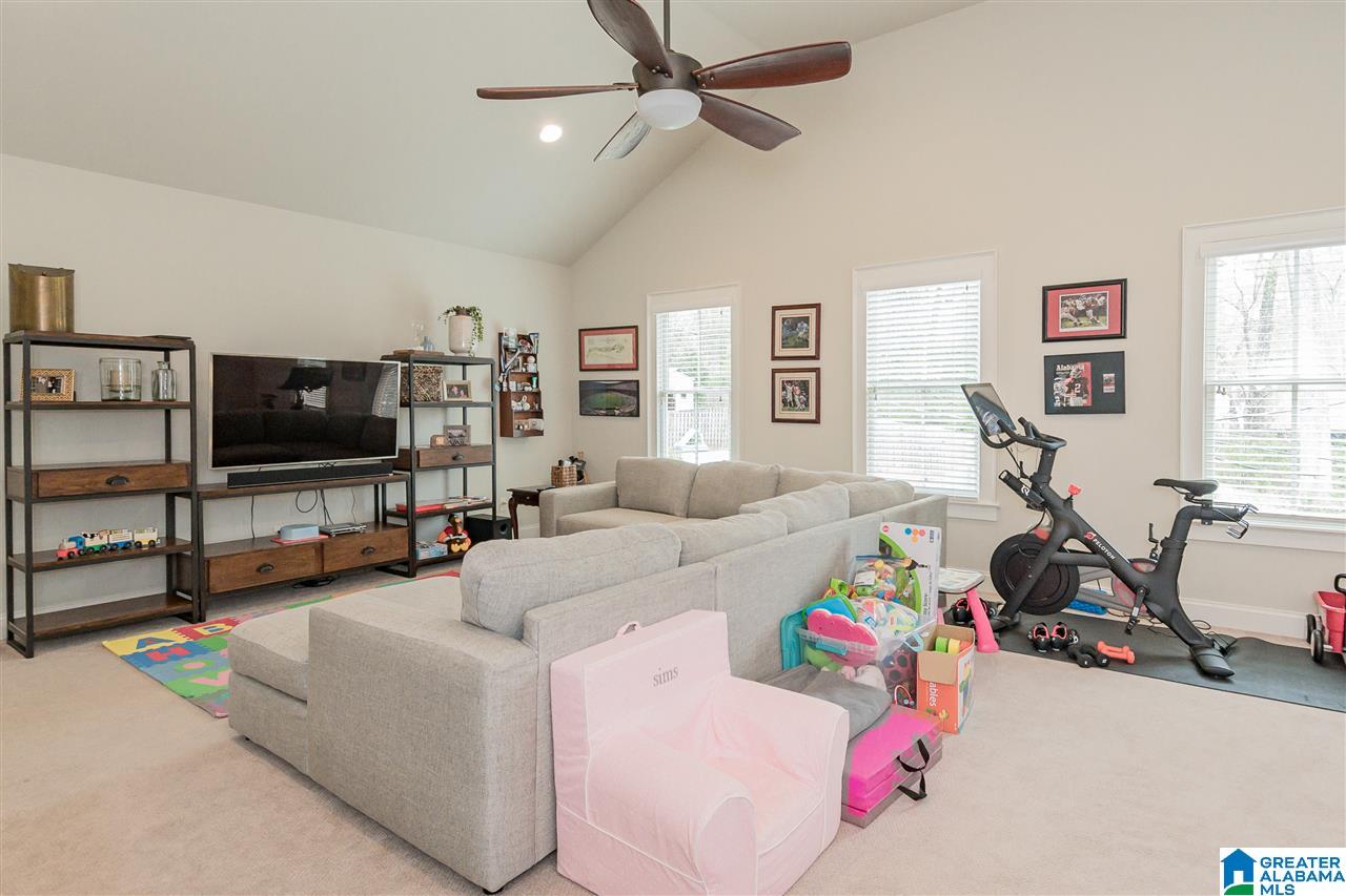 904 Shades Road Birmingham, AL 35209 - Photo 35 of 38