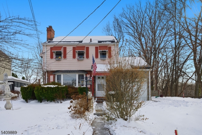 1067 Julia Street Teaneck, NJ 07666 - Photo 1 of 34