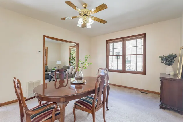 $299,900 | 409 South Hale Street, Wheaton, IL 60187