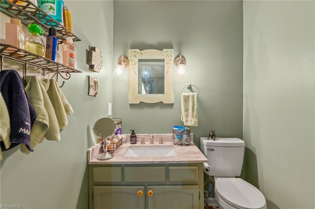 232 B Northpoint Avenue High Point, NC 27262 - Photo 27 of 50 Gallery Image 27