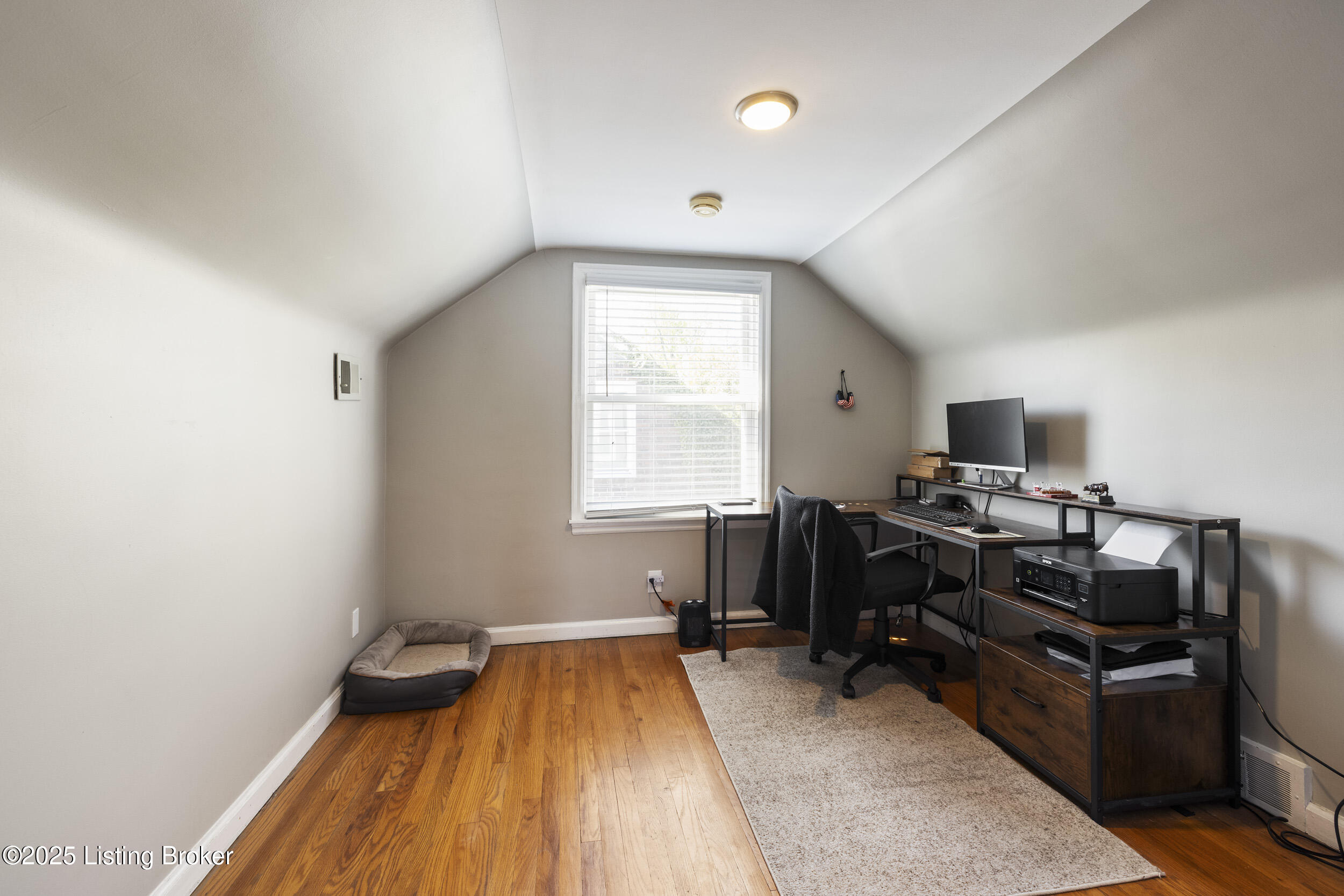 217 Merriman Road Louisville, KY 40207 - Photo 27 of 38 Second Floor Bedroom