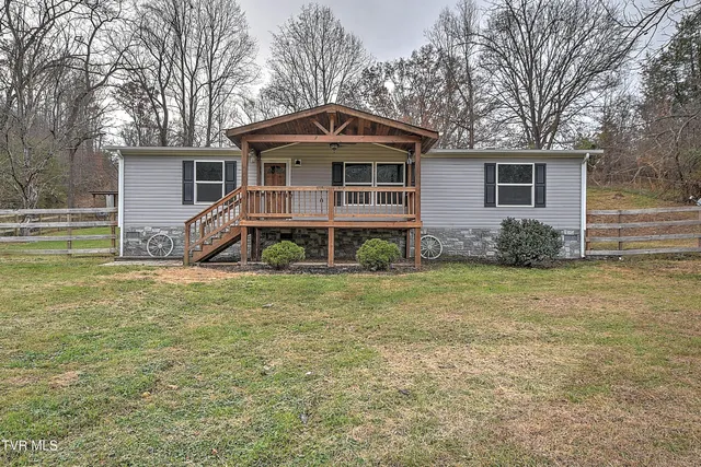 $209,900 | 691 Lloyds Chapel Road, Church Hill, TN 37642