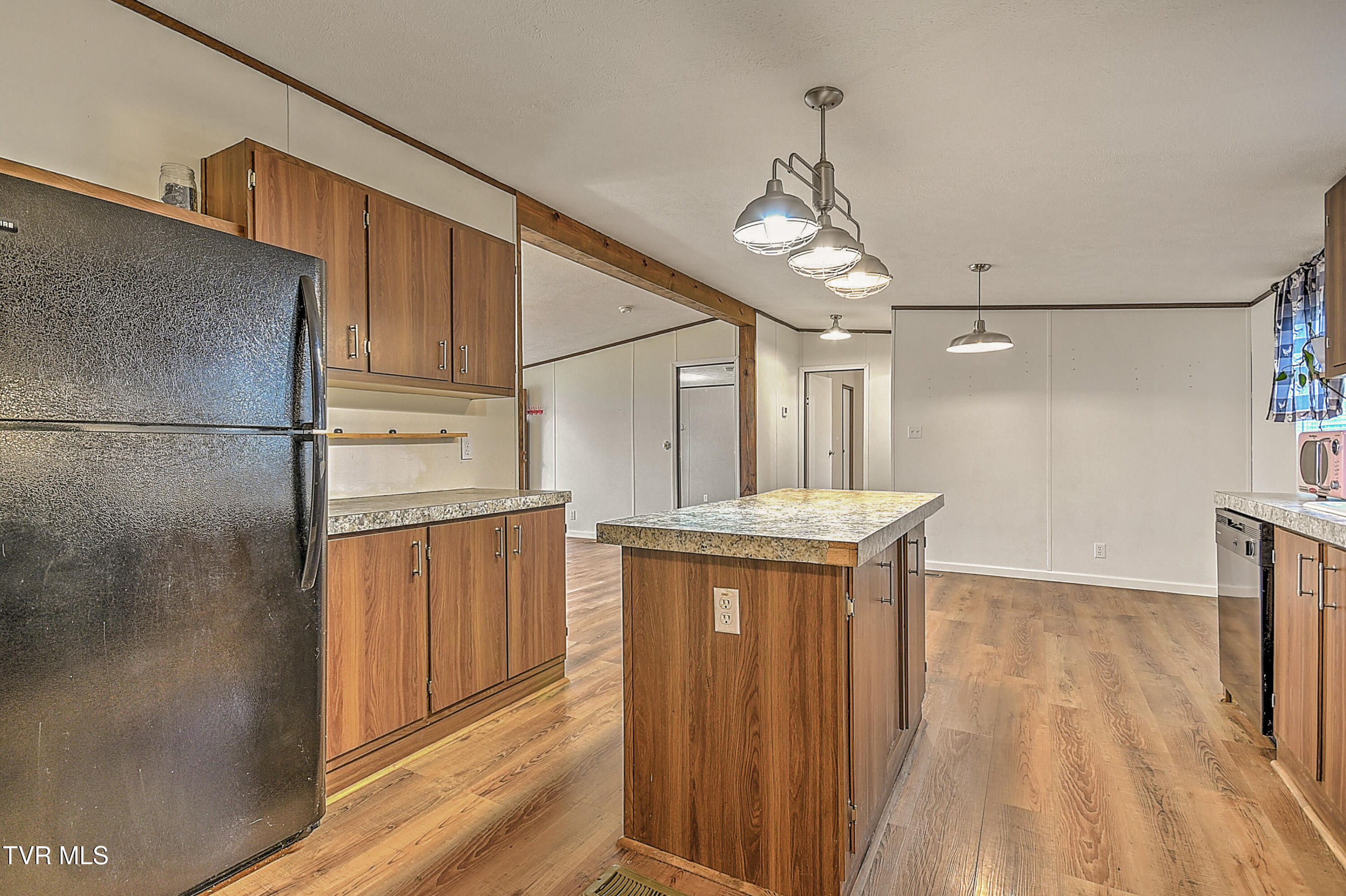 691 Lloyds Chapel Road Church Hill, TN 37642 - Photo 12 of 56 691 Lloyds Chapel KB-RF-20