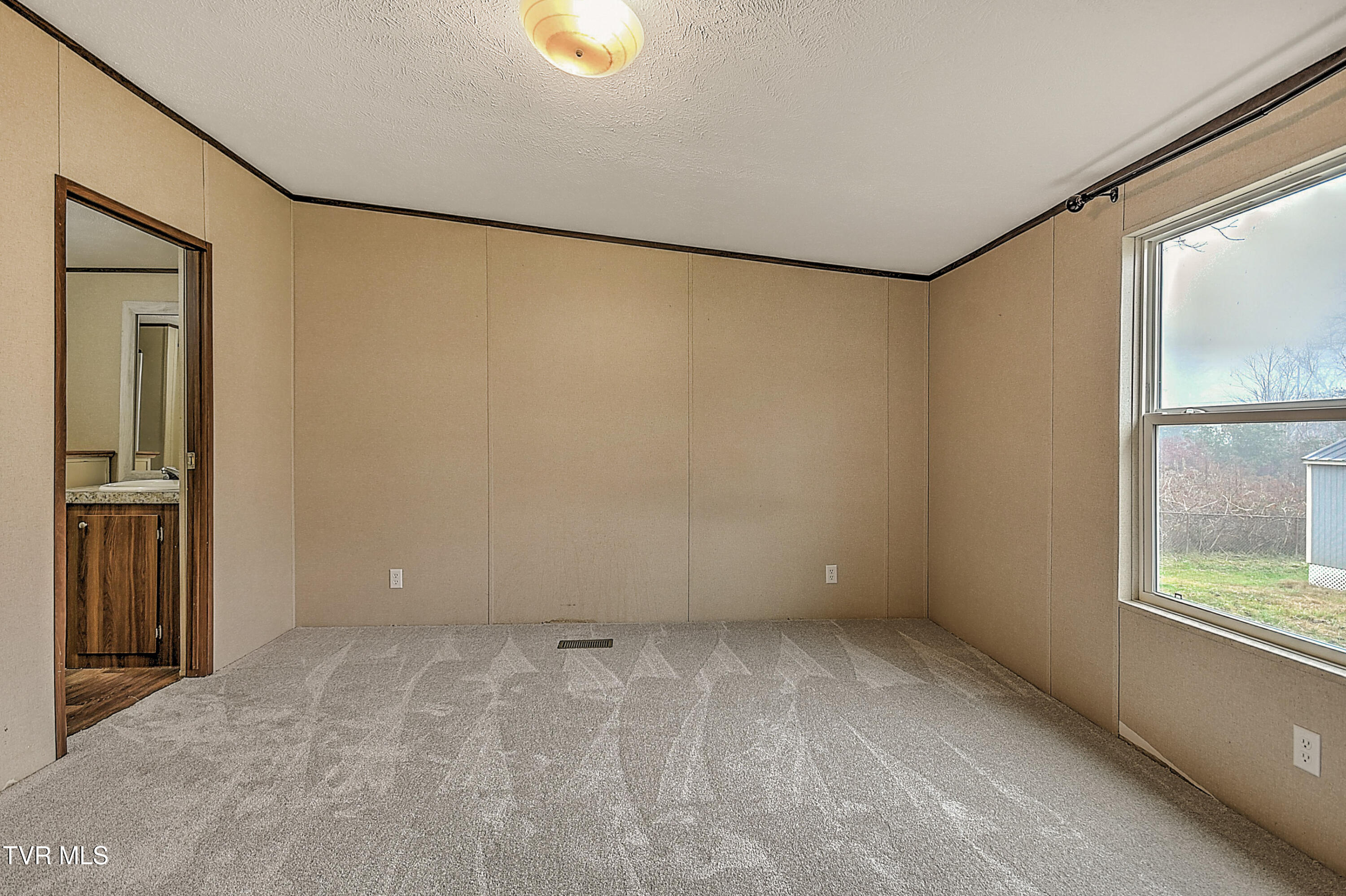 691 Lloyds Chapel Road Church Hill, TN 37642 - Photo 29 of 56 691 Lloyds Chapel KB-RF-24